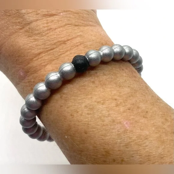 LOKAI Large Metallic Silver Core Bangle Bracelet Boho Coastal Beach Outdoor - Picture 4 of 4